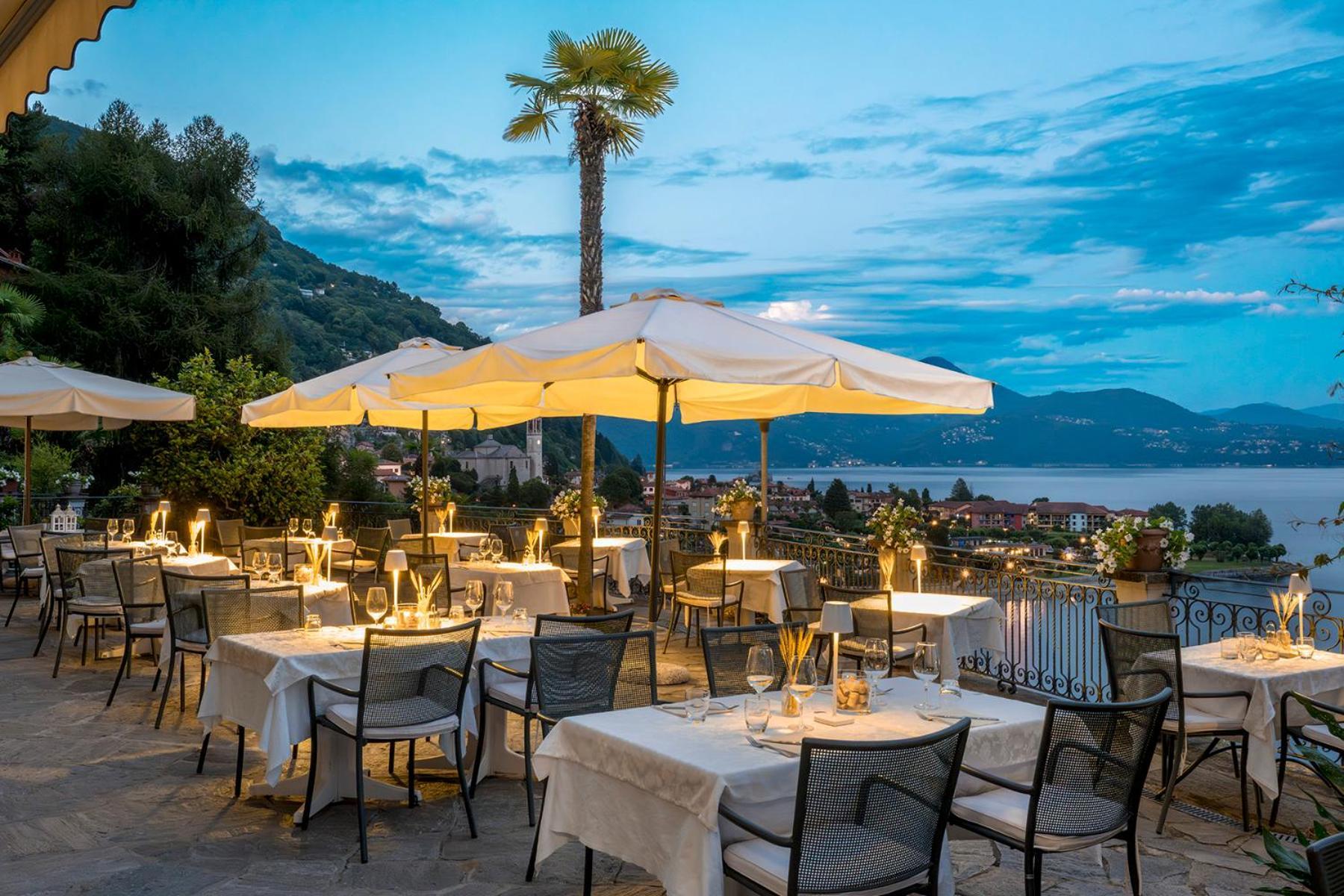 Hotel La Rondinella Cannero Riviera Bagian luar foto