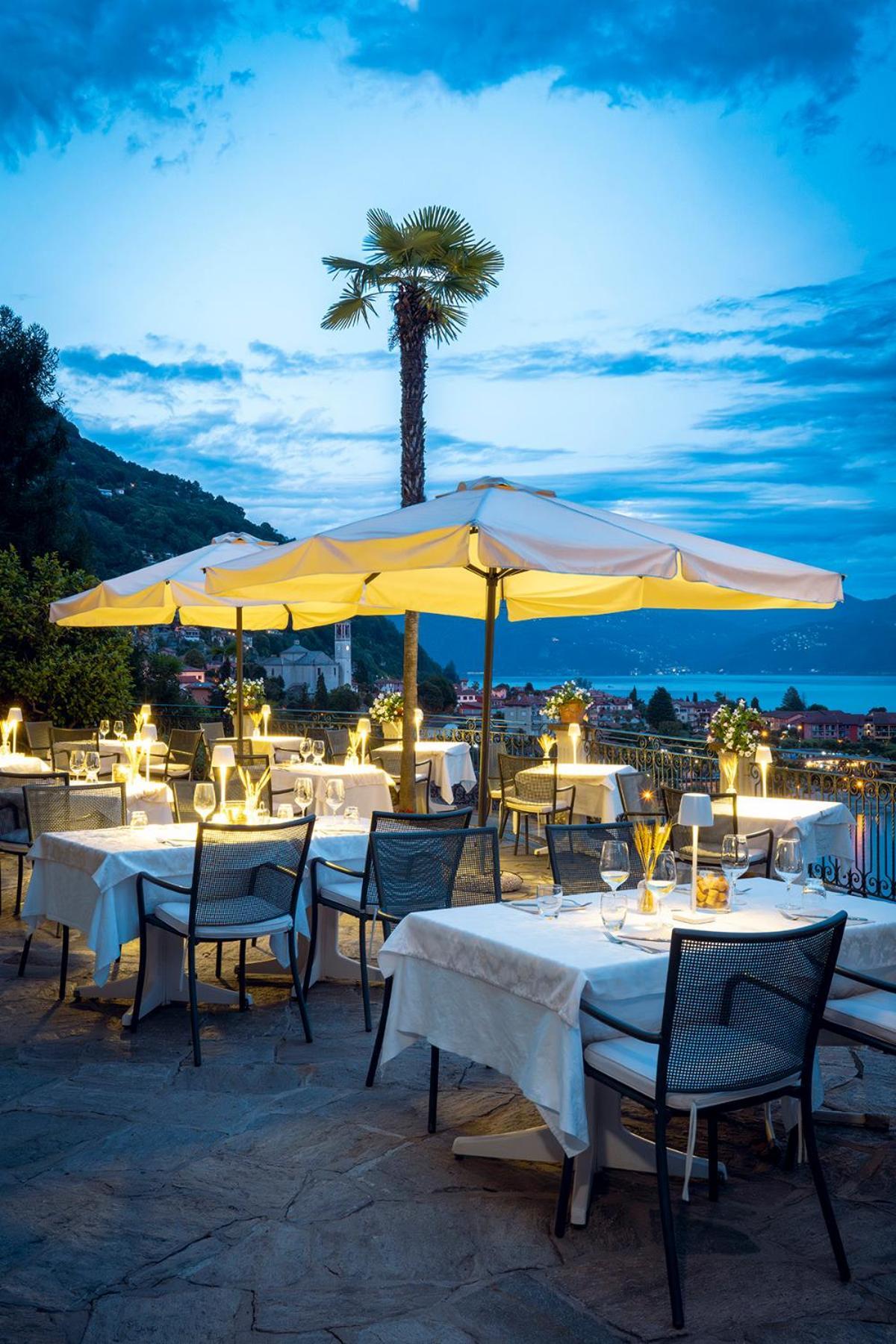 Hotel La Rondinella Cannero Riviera Bagian luar foto