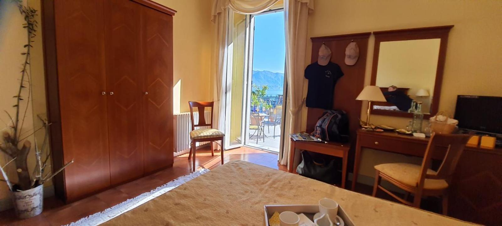 Hotel La Rondinella Cannero Riviera Bagian luar foto